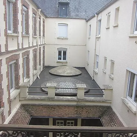 Les Hotes De Cezanne Couette-café 2*